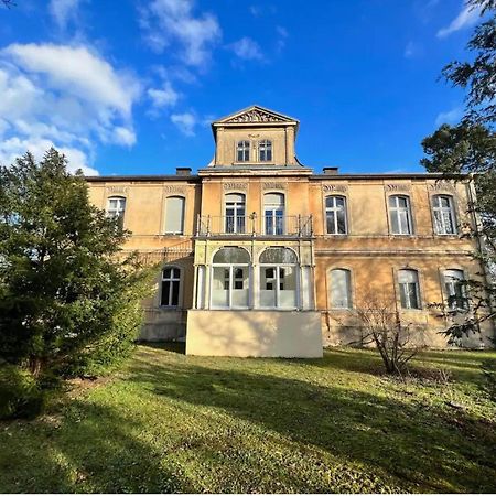 Ferienwohnung Villa Nieske - Jugendstil Denkmal, Free Wlan & Parken, Self Check-In, Smart-Tv Herzberg  Eksteriør billede