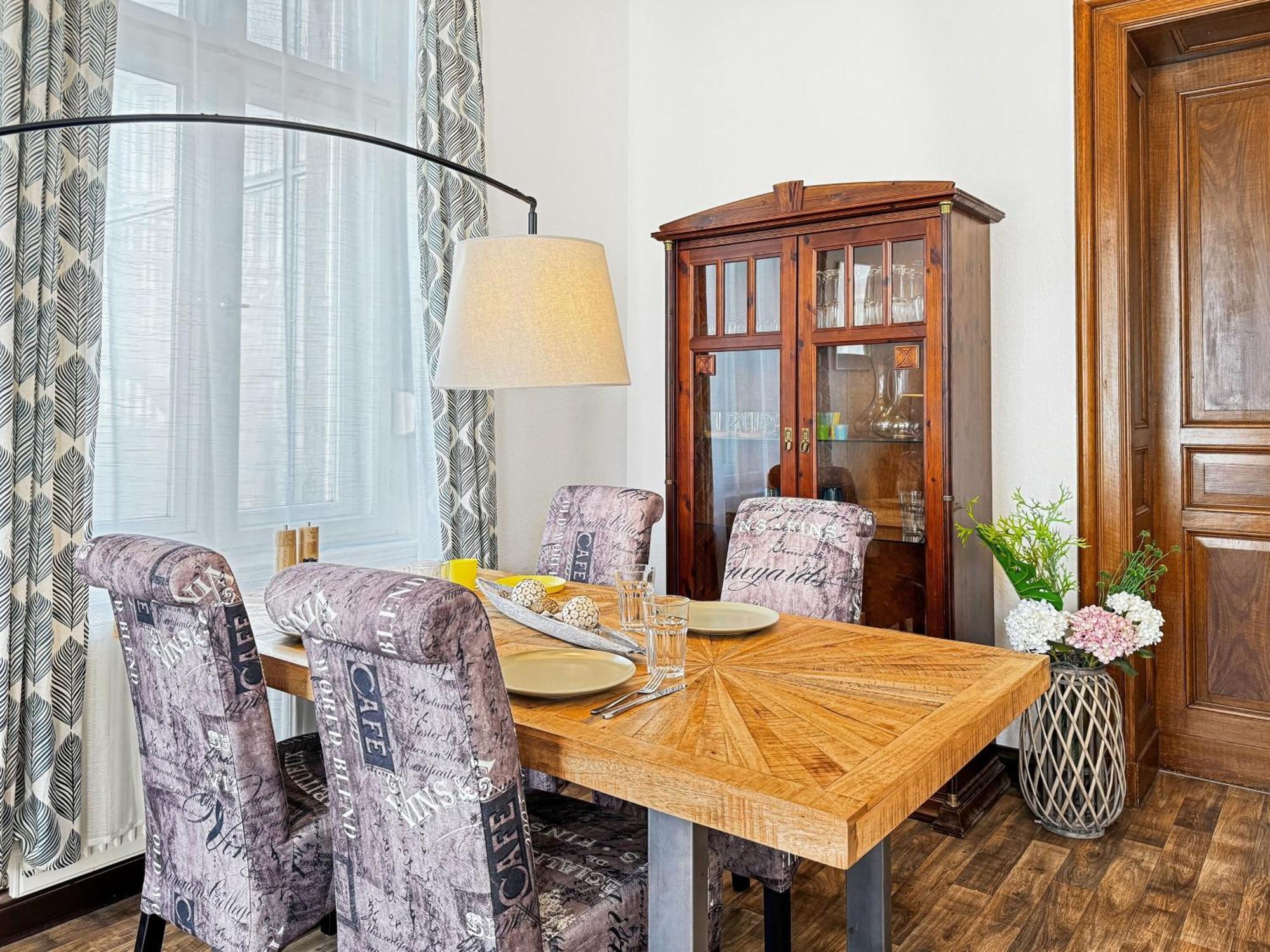 Ferienwohnung Villa Nieske - Jugendstil Denkmal, Free Wlan & Parken, Self Check-In, Smart-Tv Herzberg  Eksteriør billede